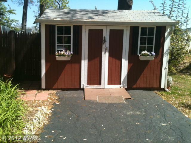 122 Calhoun, Edgewater, MD 21037 photo 1
