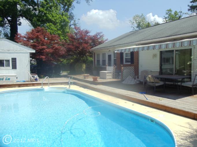 117 Riverside Rd, Edgewater, MD 21037 photo 1