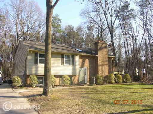 319 Somerset Rd, Pasadena, MD 21122 photo 1