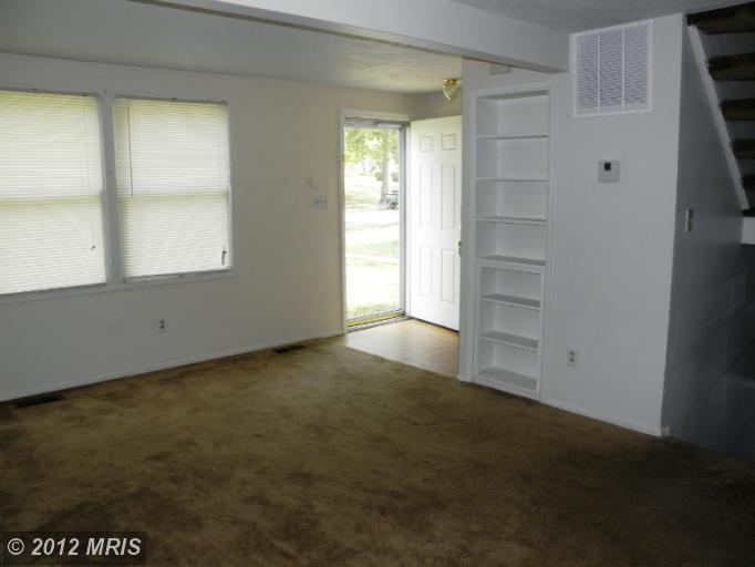 7984 Tower Bridge Dr, Pasadena, MD 21122 photo 1