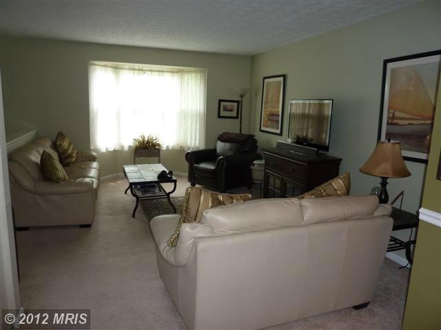 302 Rambling Ridge Ct, Pasadena, MD 21122 photo 1