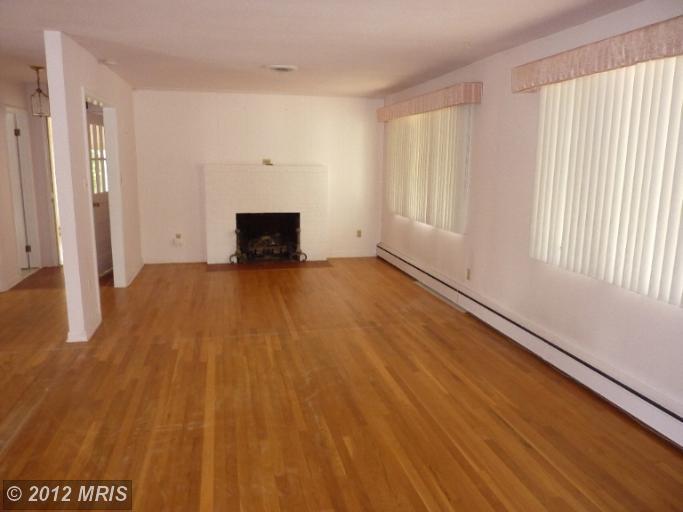 532 Ferry Point Rd, Annapolis, MD 21403 photo 1