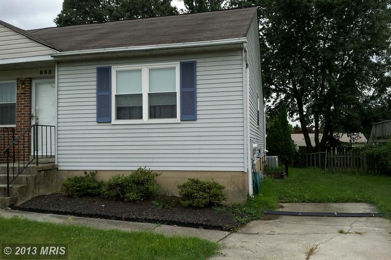865 Turf Valley Dr, Pasadena, MD 21122 photo 1