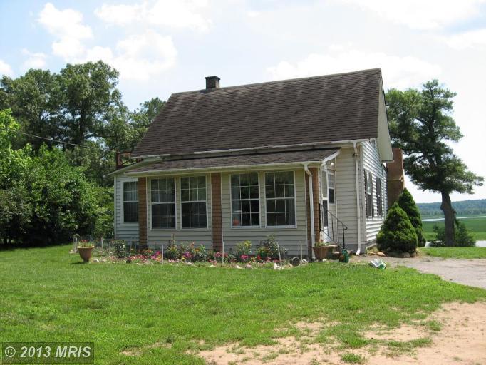 1397 Wrighton Rd, Lothian, MD 20711 photo 1