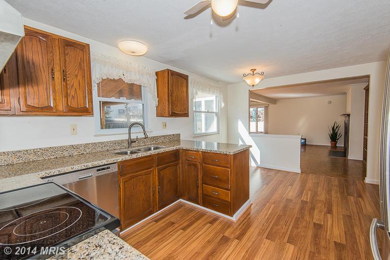 7734 Pinyon Rd, Hanover, MD 21076 photo 1