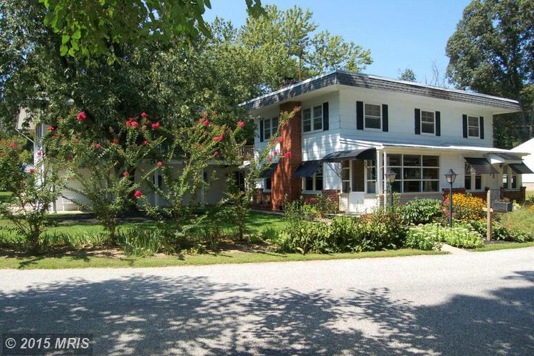 469 Riverside Dr, Pasadena, MD 21122 photo 1