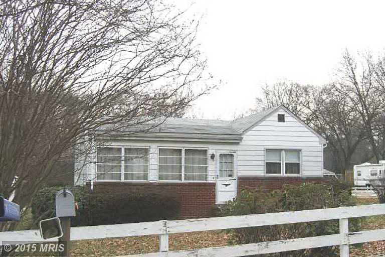 7889 Elizabeth Rd, Pasadena, MD 21122 photo 1