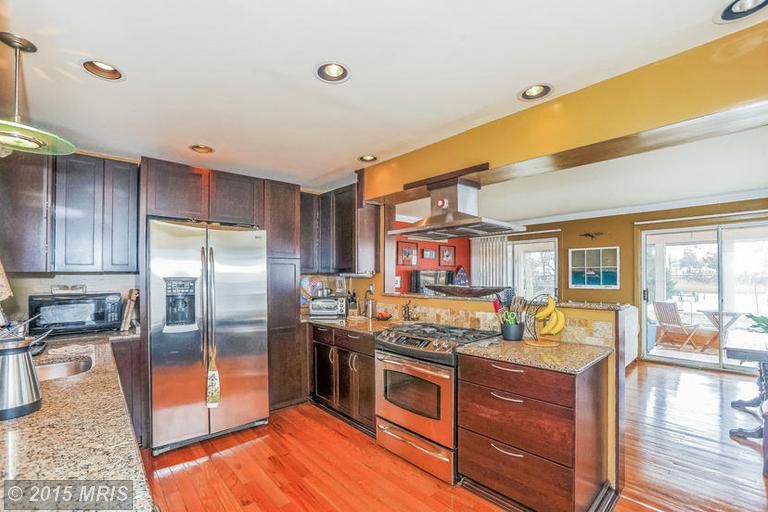 8430 Park Rd, Pasadena, MD 21122 photo 1