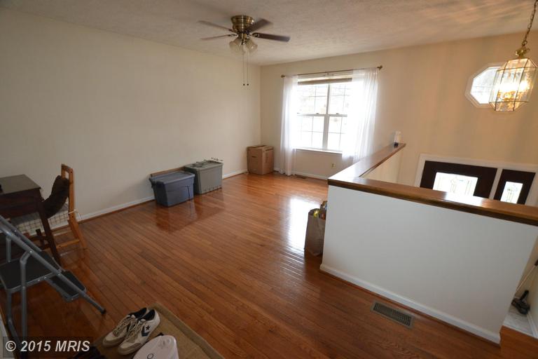 730 215th St, Pasadena, MD 21122 photo 1