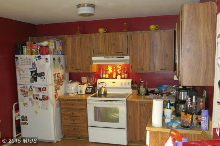 1702 Bancroft Ln, Crofton, MD 21114 photo 1