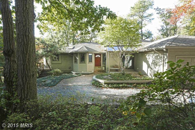 1090 Trails End Rd, Pasadena, MD 21122 photo 1