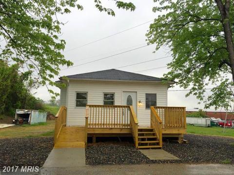 702 Wedeman Ave, Linthicum, MD 21090 photo 1
