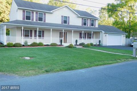 627 Powhatan Beach Rd, Pasadena, MD 21122 photo 1