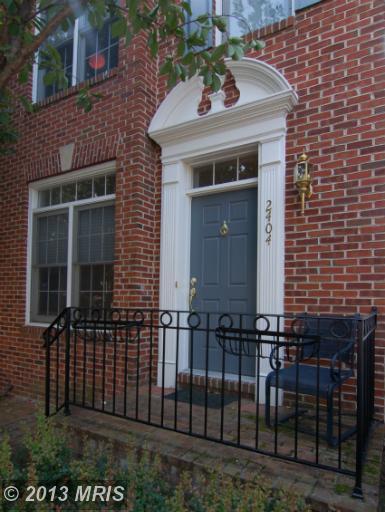 2404 13th Ct N, Arlington, VA 22201 photo 1