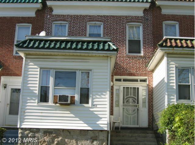 2848 Oakley Ave, Baltimore, MD 21215 photo 1