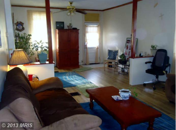 1709 Sexton St, Baltimore, MD 21230 photo 1