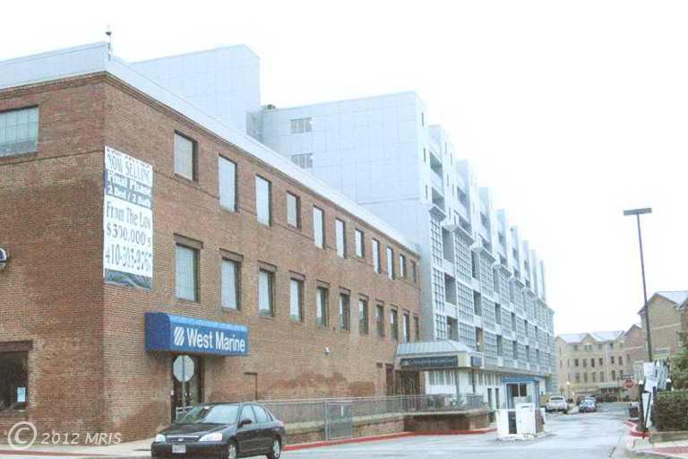 2702 Lighthouse Pt E #520, Baltimore, MD 21224 photo 1