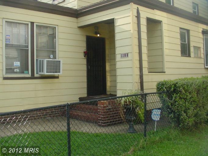 3326 Frederick Ave, Baltimore, MD 21229 photo 1