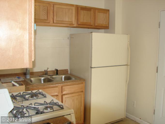 619 Chase St E, Baltimore, MD 21202 photo 1