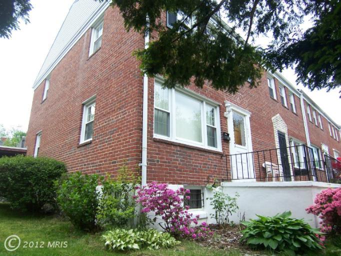 1623 Walterswood Rd, Baltimore, MD 21239 photo 1