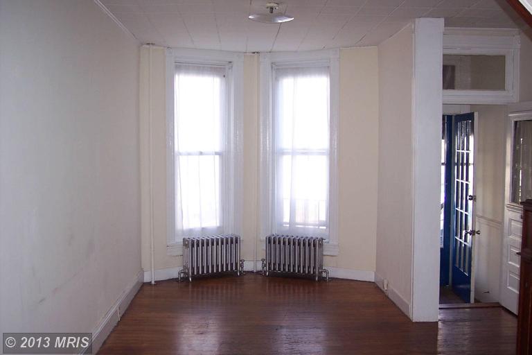 845 34th St, Baltimore, MD 21211 photo 1