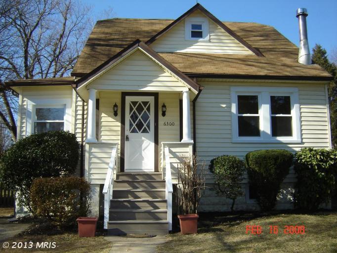 6300 Yorkshire Dr, Baltimore, MD 21212 photo 1