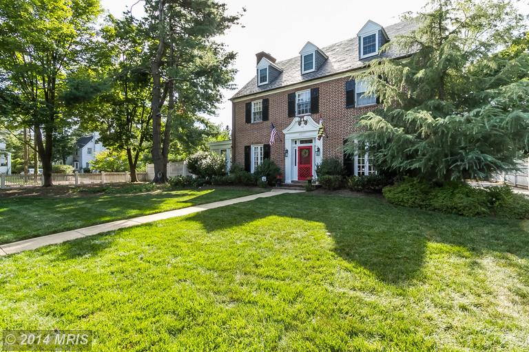 6300 Blenheim Rd, Baltimore, MD 21212 photo 1