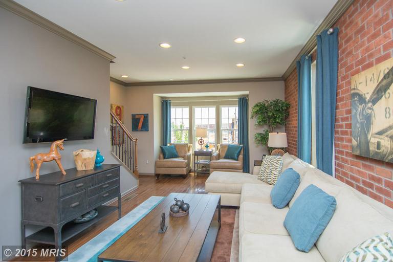 930 Macon St S, Baltimore, MD 21224 photo 1