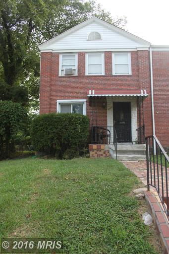 5600 Clearspring Rd, Baltimore, MD 21212 photo 1