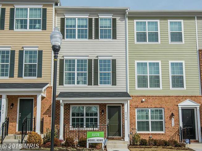 4435 Maplewood Dr, Baltimore, MD 21229 photo 1