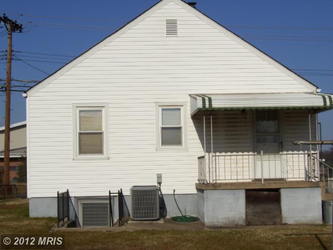 1217 N Point Rd, Baltimore, MD 21224 photo 1