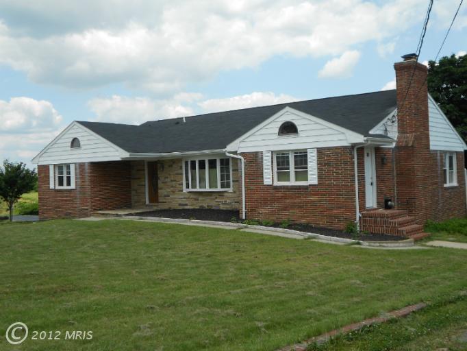 7921 Langdon Ln, Baltimore, MD 21206 photo 1