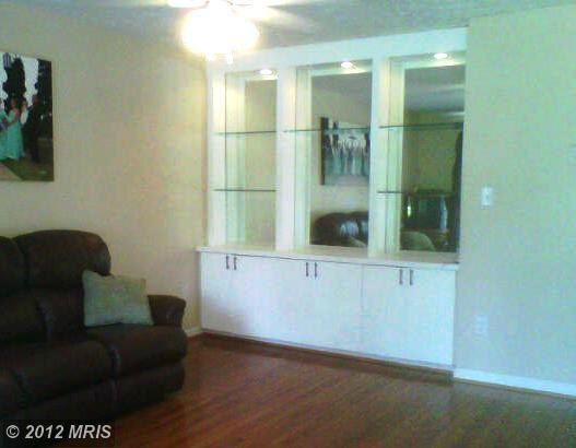 503 Gloucester Ct, Middle River, MD 21220 photo 1