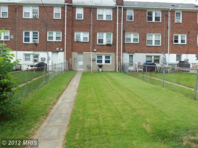 939 Elm Ridge Ave, Baltimore, MD 21229 photo 1
