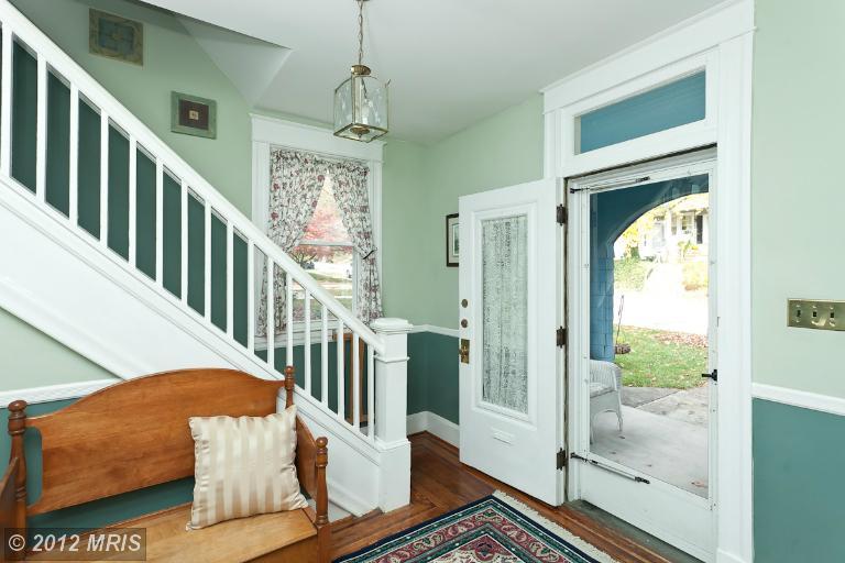 913 Overbrook Rd, Baltimore, MD 21239 photo 1