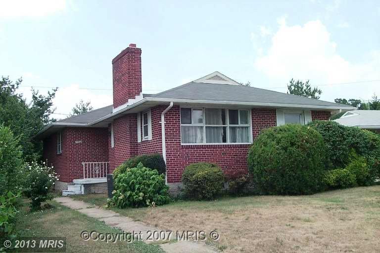 3302 Croydon Rd, Gwynn Oak, MD 21207 photo 1