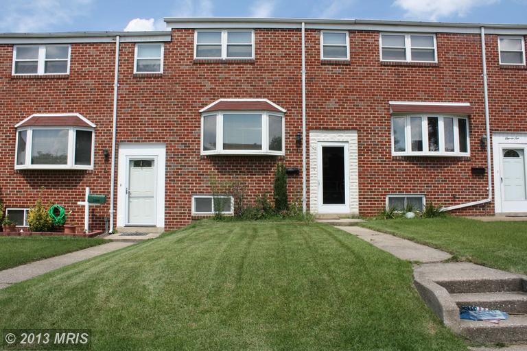 1108 Circle Dr, Halethorpe, MD 21227 photo 1