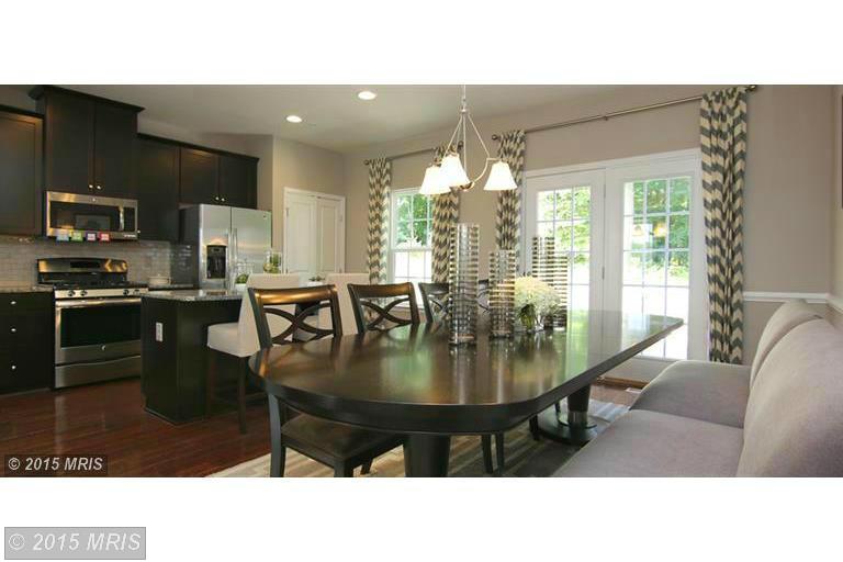 1034 Ramble Run Rd, Middle River, MD 21220 photo 1