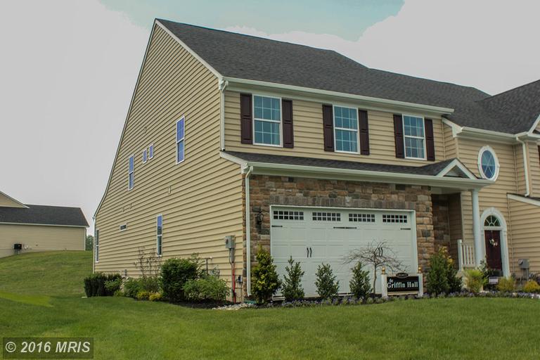 6927 Summit Cir, Baltimore, MD 21239 photo 1