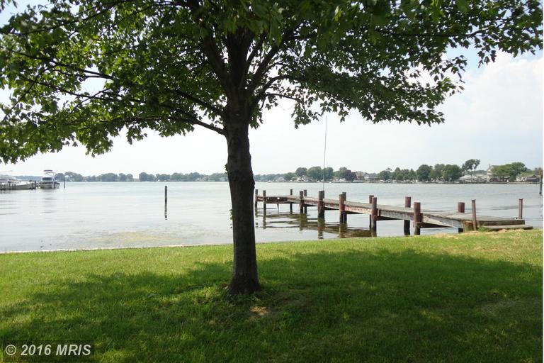 7324 Waldman Ave, Sparrows Point, MD 21219 photo 1