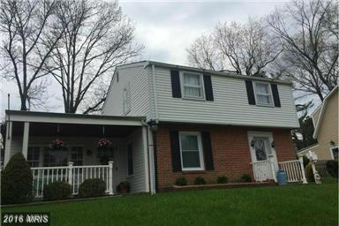 1239 7 Oaks Rd, Baltimore, MD 21227 photo 1