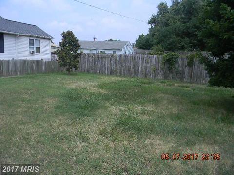 2404 Sparrows Point Rd, Baltimore, MD 21219 photo 1