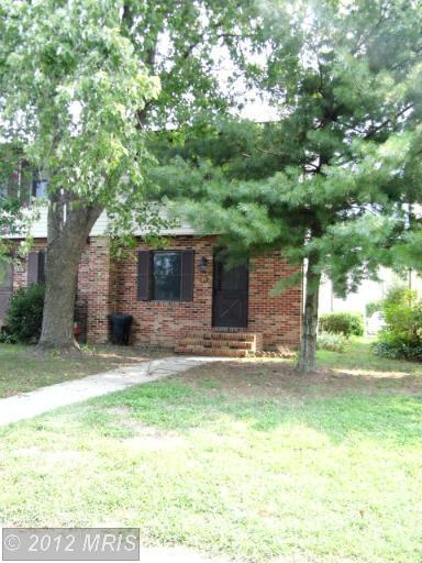 311 Academy Ave, Denton, MD 21629 photo 1