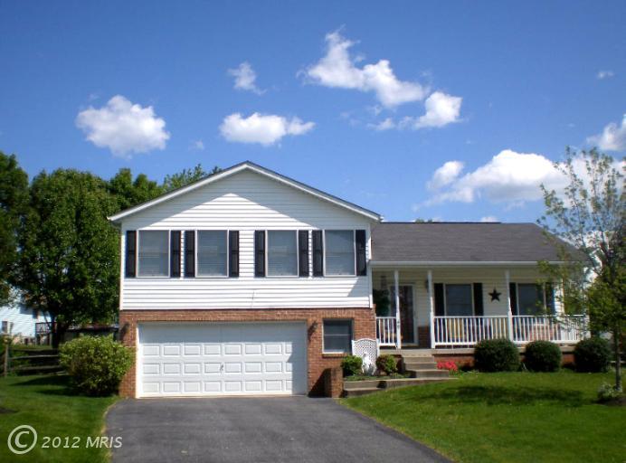 49 Falling Leaf Ct, Westminster, MD 21157 photo 1