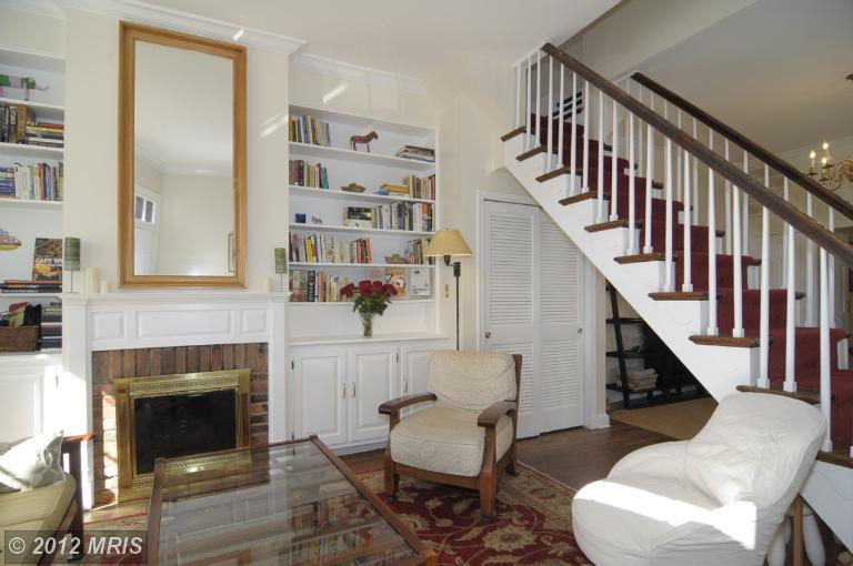 518 E St SE, Washington, DC 20003 photo 1