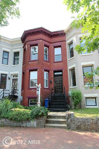 323 E St SE, Washington, DC 20003 photo 1