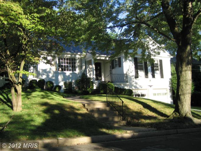 2209 46th St NW, Washington, DC 20007 photo 1