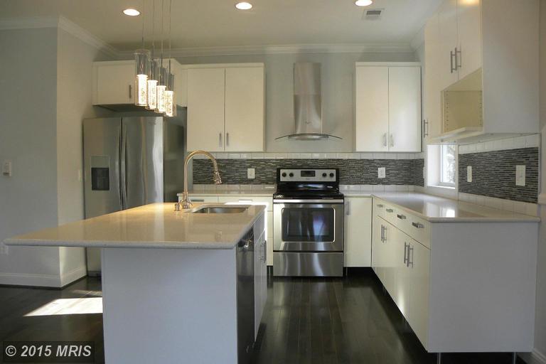 233 S St NE #4, Washington, DC 20002 photo 1