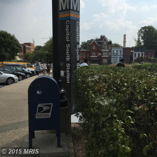 115 E St SE #302, Washington, DC 20003 photo 1