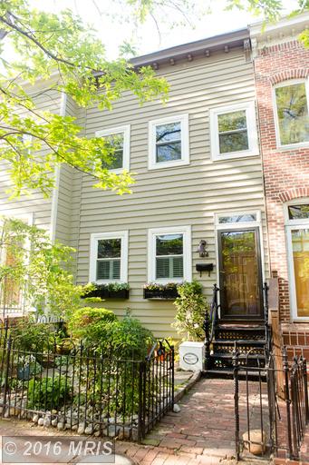 1614 E St SE, Washington, DC 20003 photo 1